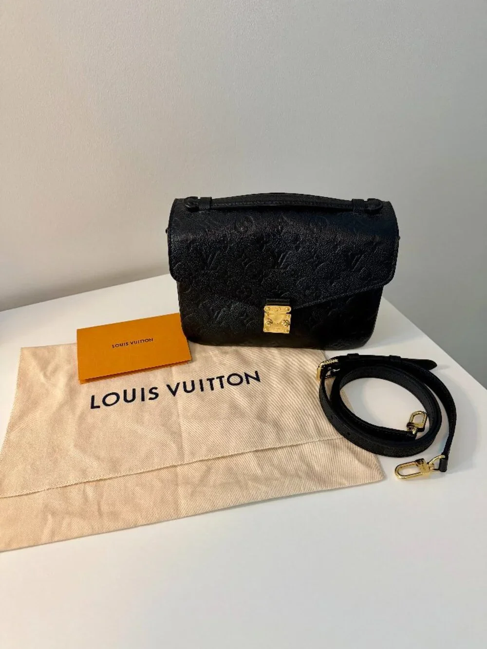 Louis Viutton Pochette Métis